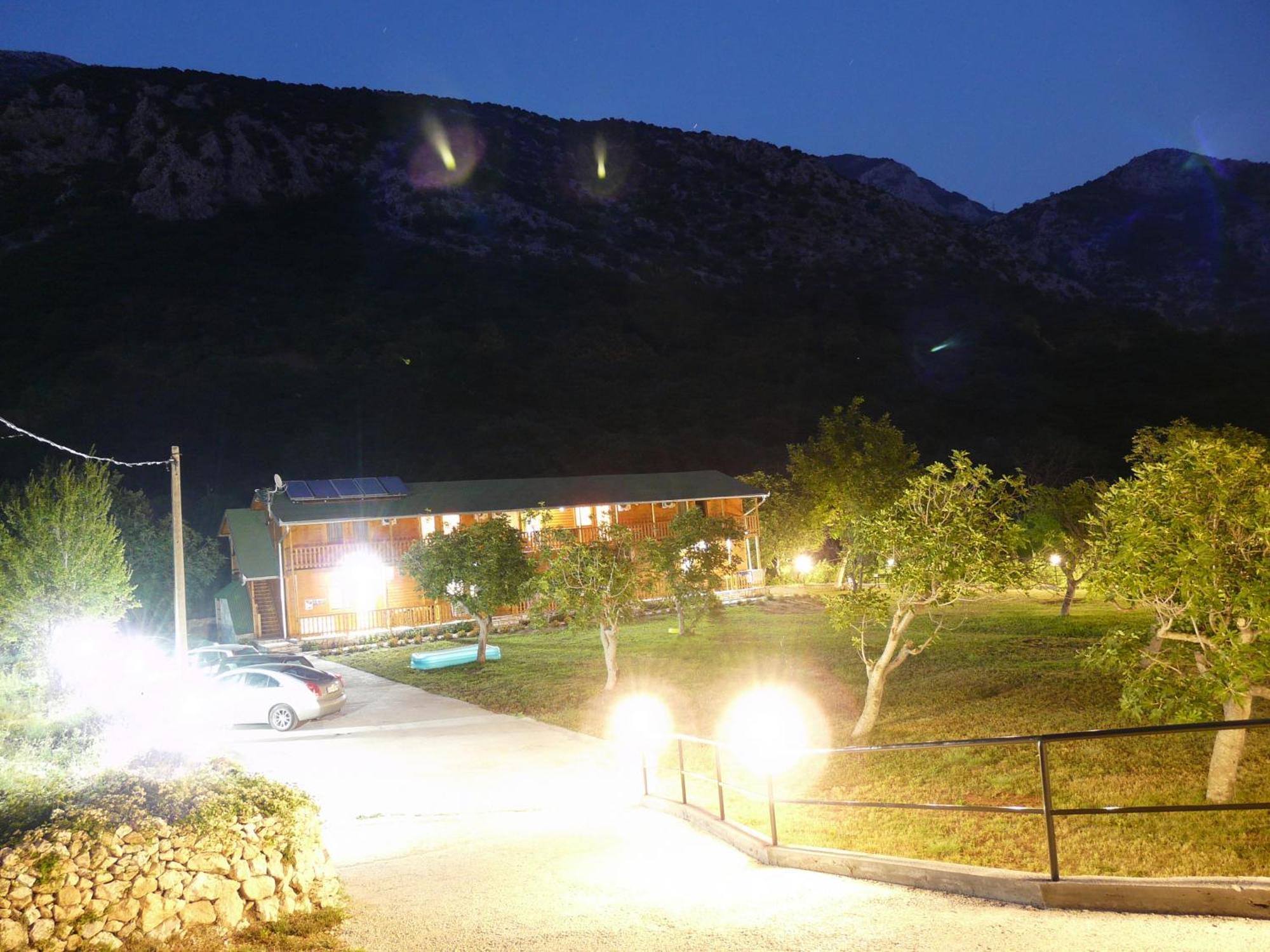 Guest House Jadran Pol Petrovac Exterior foto